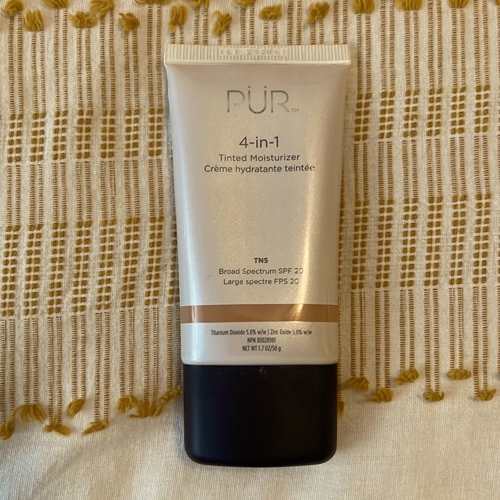 PUR tinted moisturizer - Shade TN5